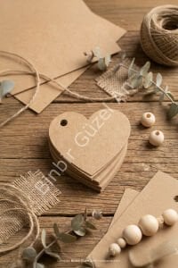 Baskısız Kalpli Kraft Hediye Etiketi - 30 Adet - Kilitli İp Hediyeli